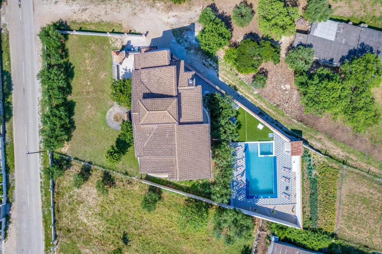 Apartment Miruna S Bazenom Donje Rastane Buitenkant foto