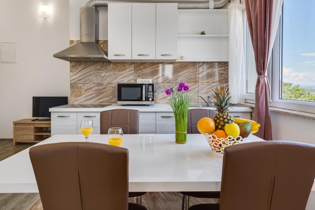 Apartment Miruna S Bazenom Donje Rastane Buitenkant foto